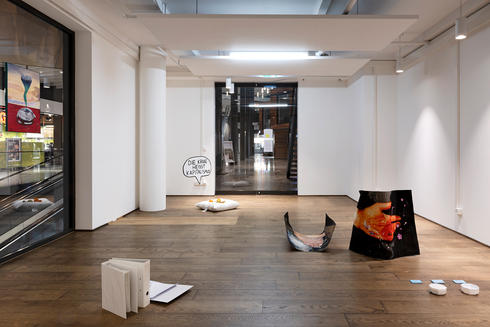 2022 12 Venture Capitalist Strategies, Basel — Installation View 01 — Jeronim Horvat